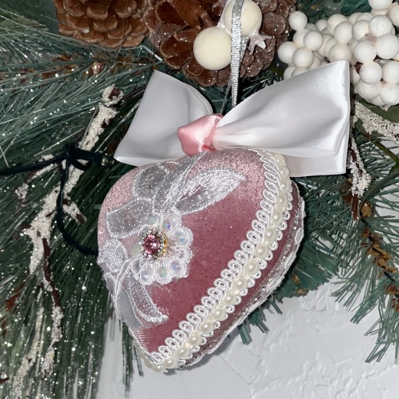 Mother’s Day Handmade Ornament|Gift| Valentine’s Day Present| Personalized Heart - Picture 9 of 14